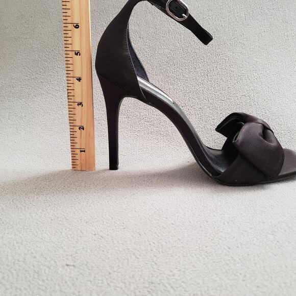 Steve Madden Trusty Sandal Heels in Black Size 10‎ SMAD-WZ1170 Black Tie Bow - Picture 13 of 13